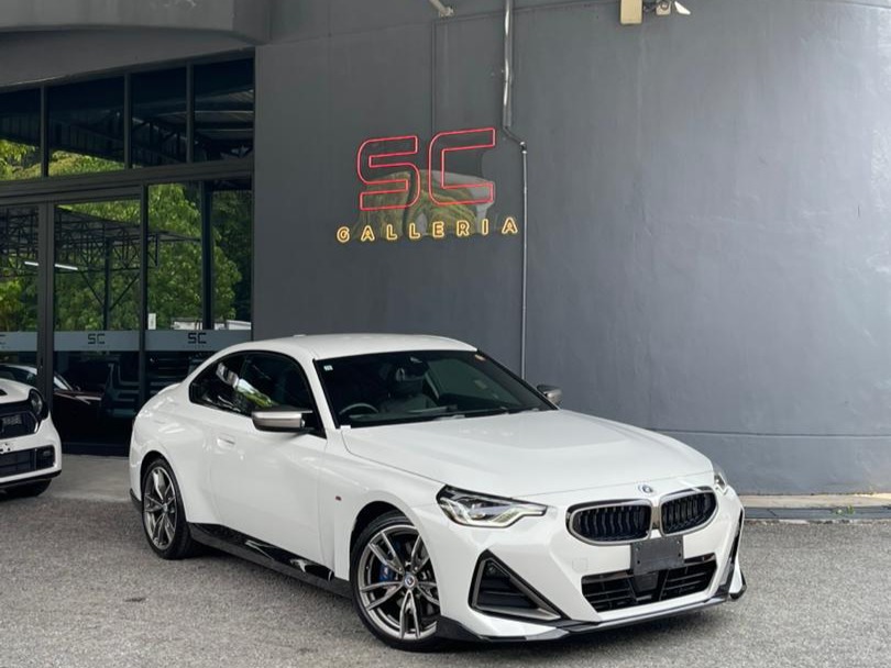 2022 BMW M240i xDrive
