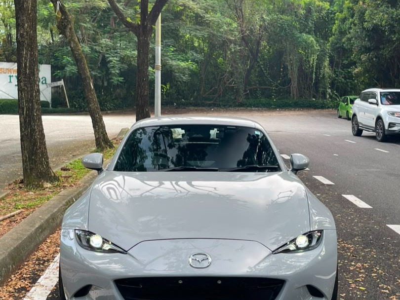 2025 Mazda Roadster RF S